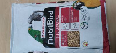 Granulado nutribird original de manuteno para papagaios  para papagaio araras cacatuas conures